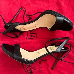 Loubi Queen 100 Black Christian Louboutin